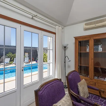 Villa Alki *