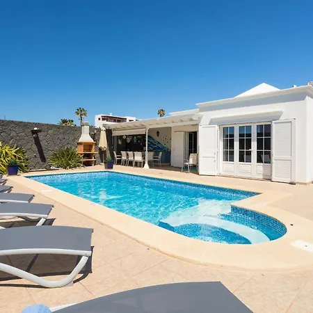 Alki Villa